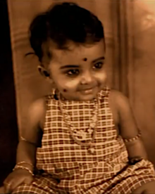 चित्र:Rekha as an infant.png